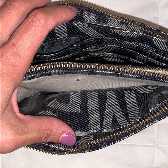 Marc Jacobs clutch/wallet - Picture 3 of 8
